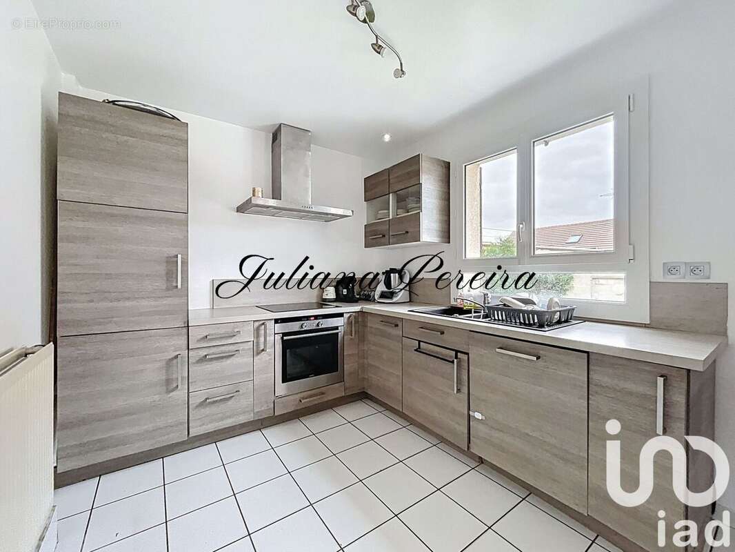 Photo 3 - Maison à LES MUREAUX