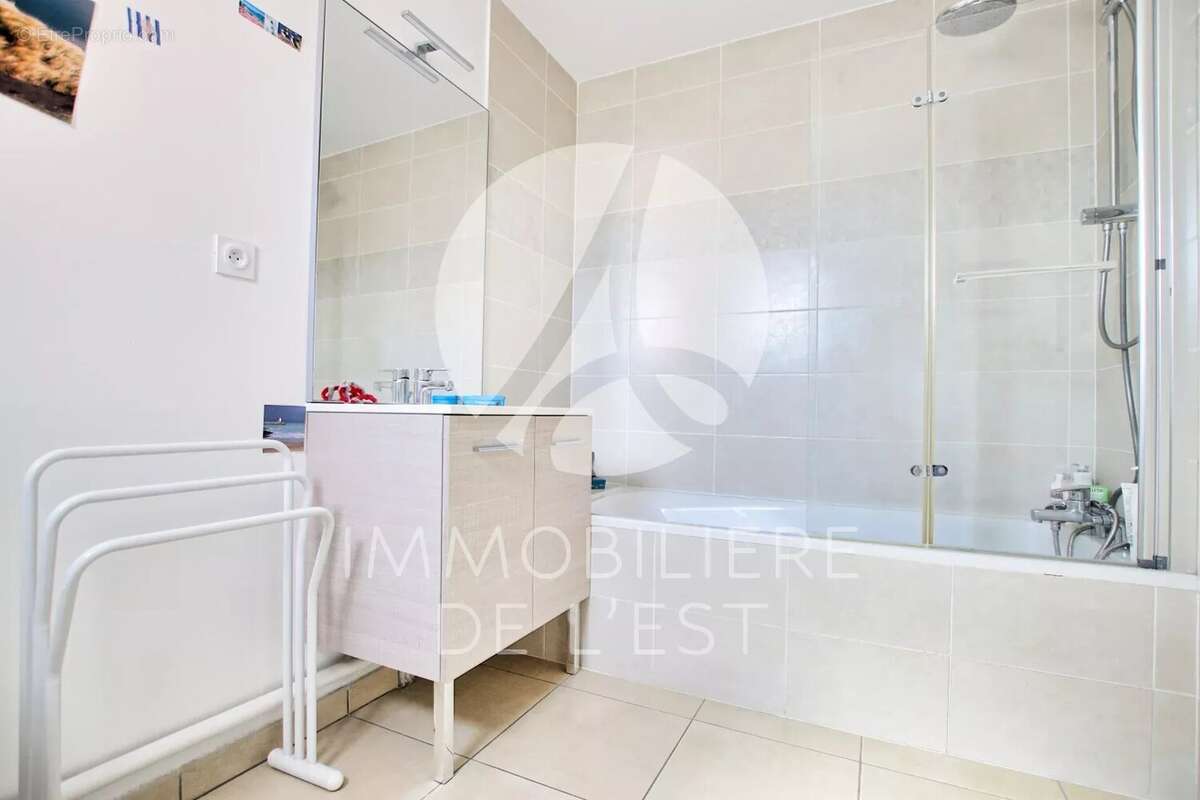 Appartement à VENISSIEUX