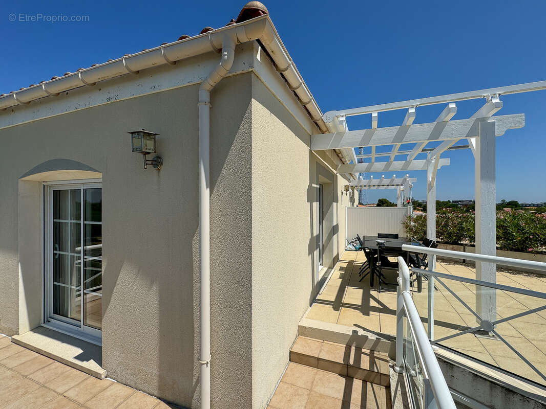 Appartement à VAUX-SUR-MER