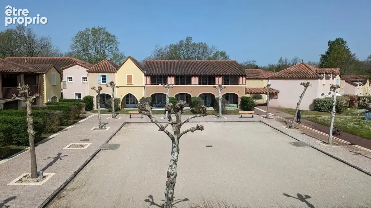 T2 clé en main avec jardin privatif & piscine chauffée - photo 17