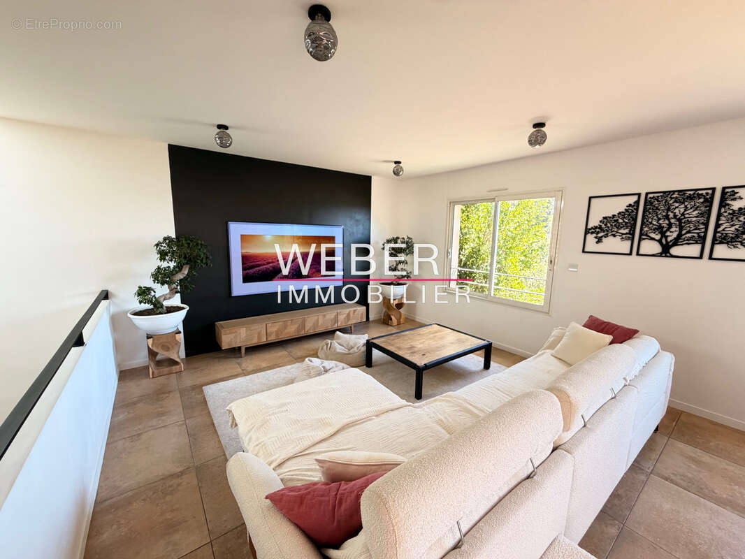 OLLIOULES - Maison 5P 116 m2 - Terrain 533 m2 - photo 4