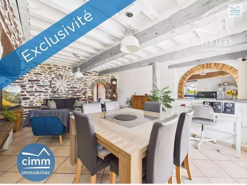 Maison à SAINT-THURIAL