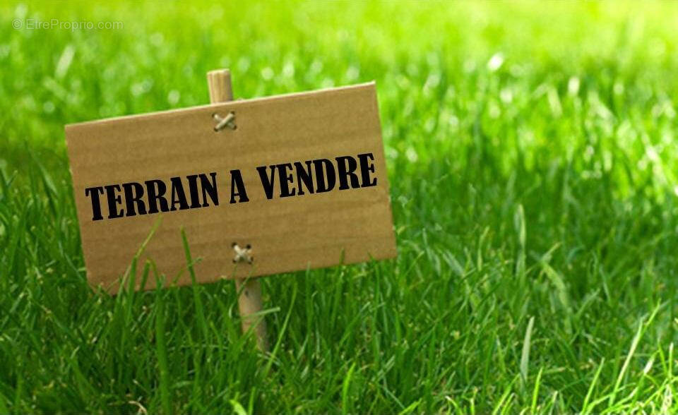 Terrain à CHERENG