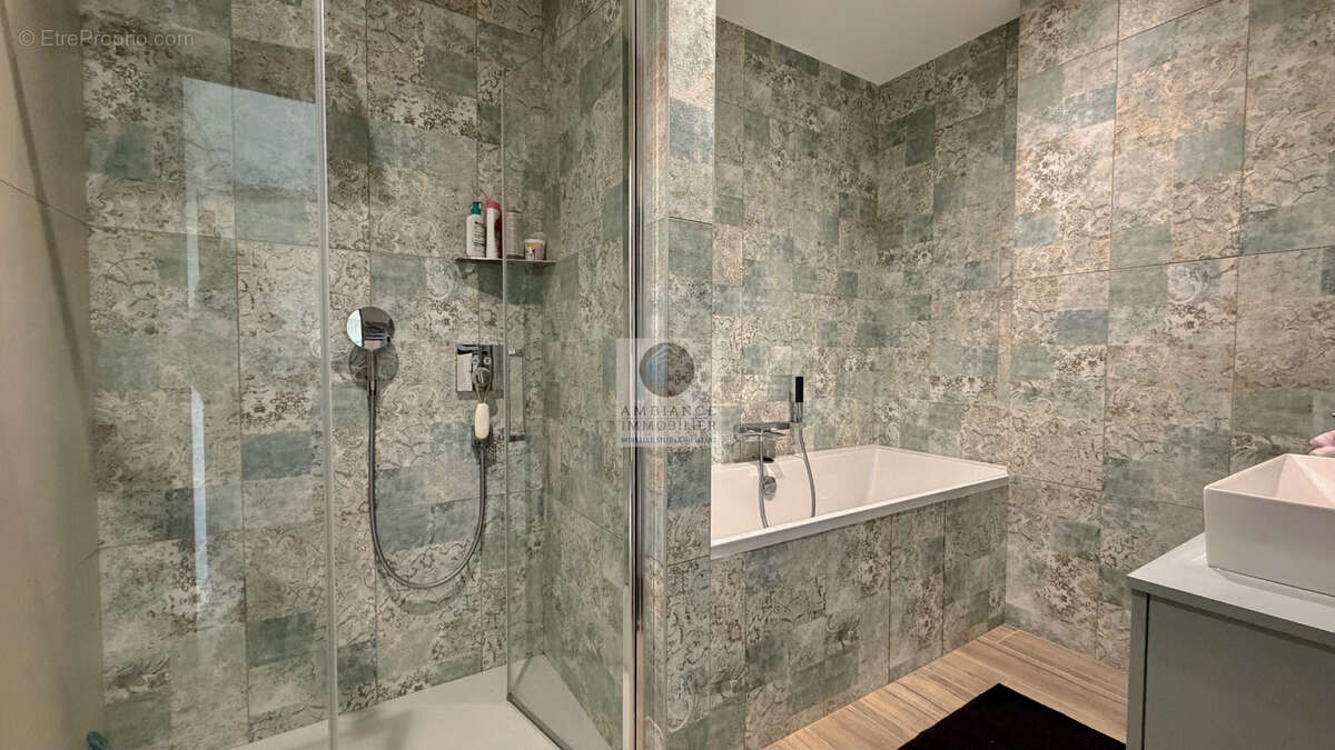 Appartement à TOURNON-SUR-RHONE