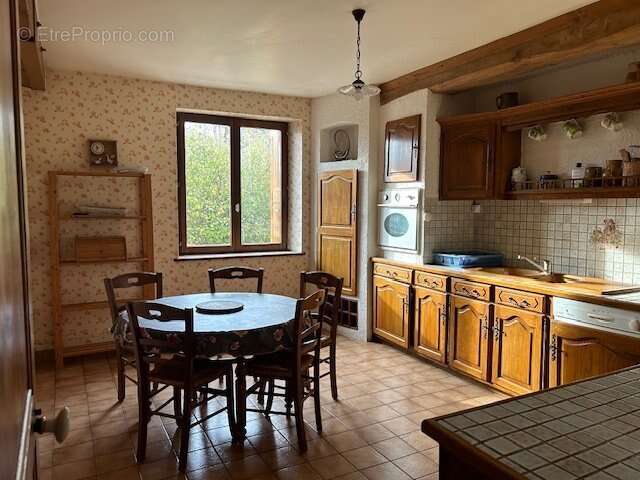 Maison à BESSE-SUR-BRAYE