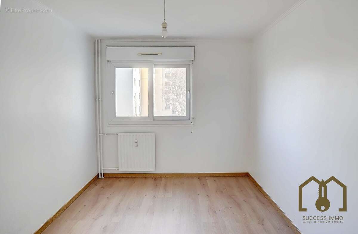 Appartement à VAULX-EN-VELIN