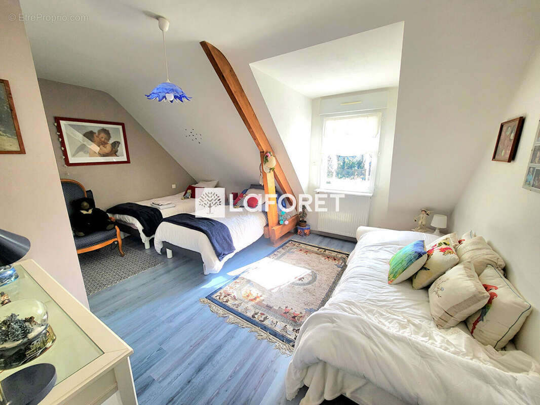 Maison familiale avec garage et  dépendance St Andre des Eaux - photo 12