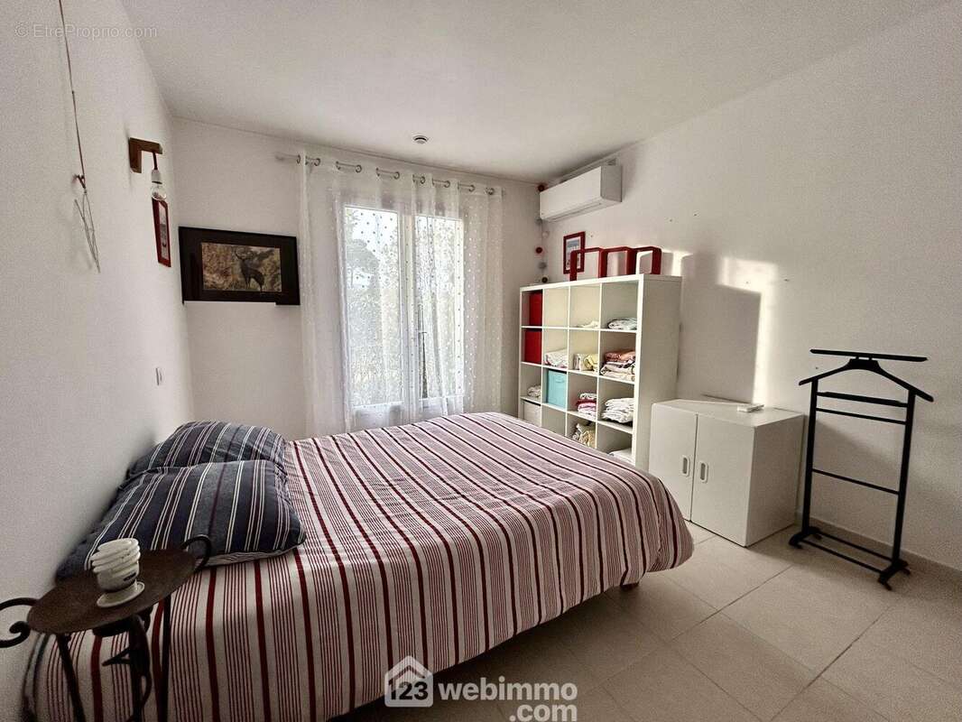 Double vitrage et climatisation - Maison à LUCCIANA