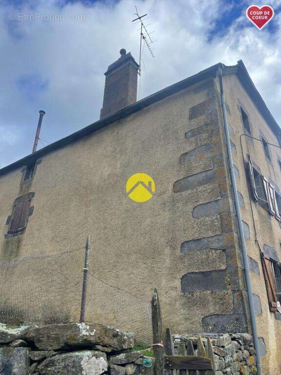 Maison à SAINT-FLOUR