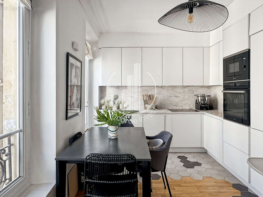 Appartement à LEVALLOIS-PERRET