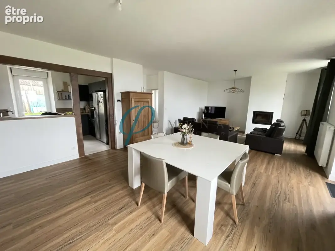 Maison 5 pièces de 127 m2 - photo 2