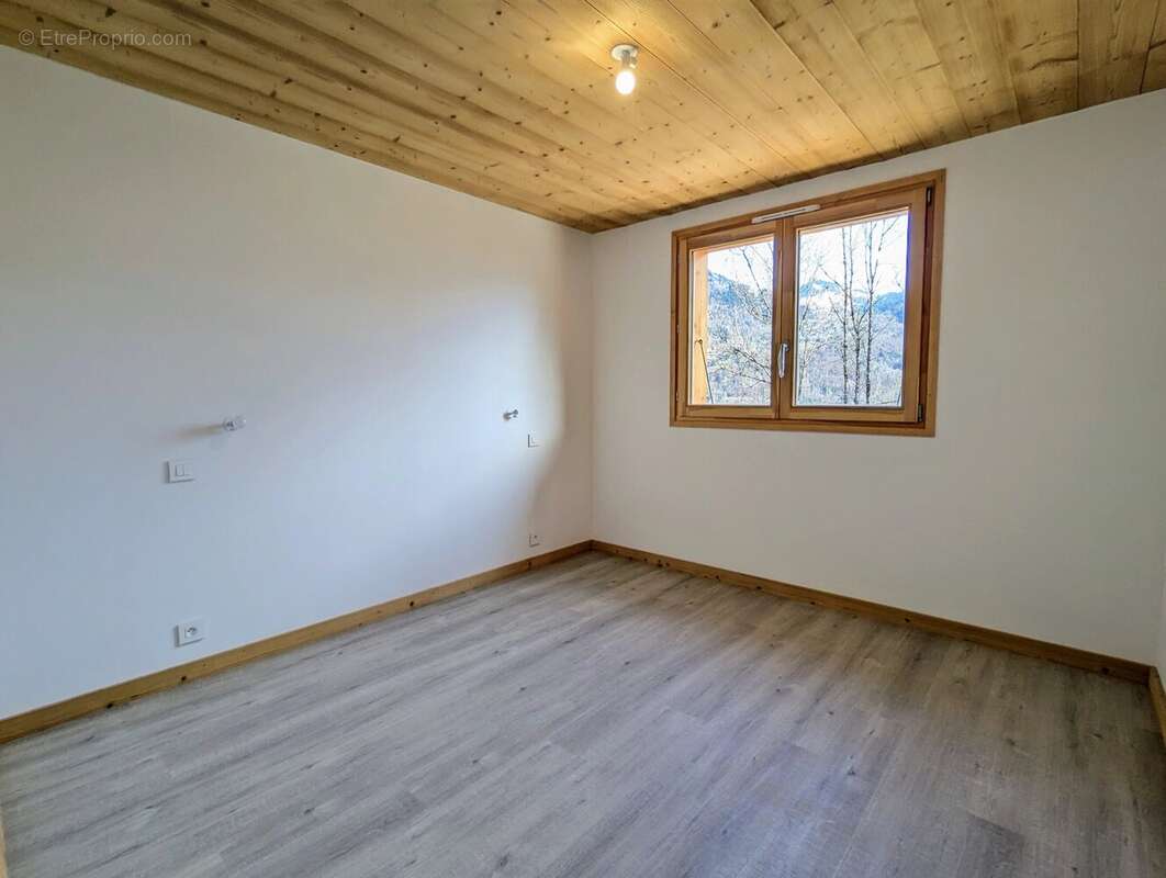 Chalet neuf avec vue sur morillon village et montagne - photo 5