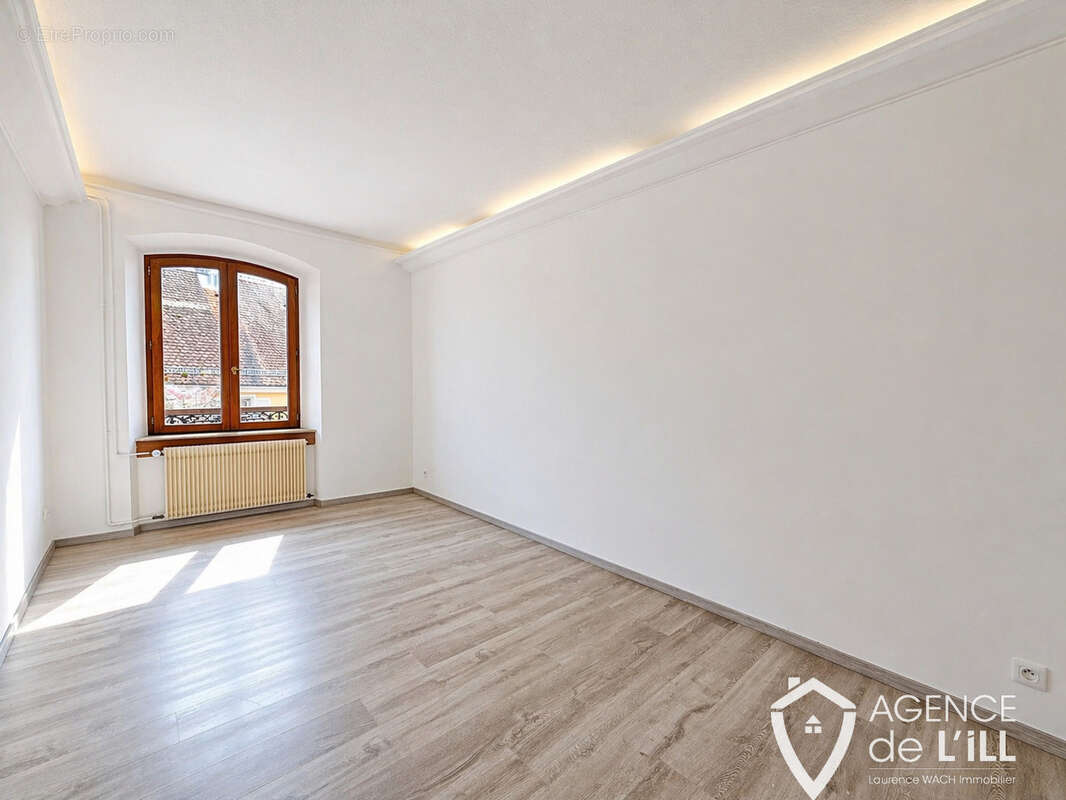 Appartement 4 pièces 117 m2   Centre-ville de Benfeld - photo 6