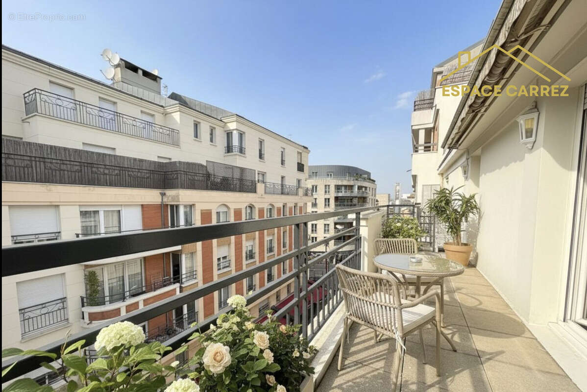 Appartement à LES LILAS