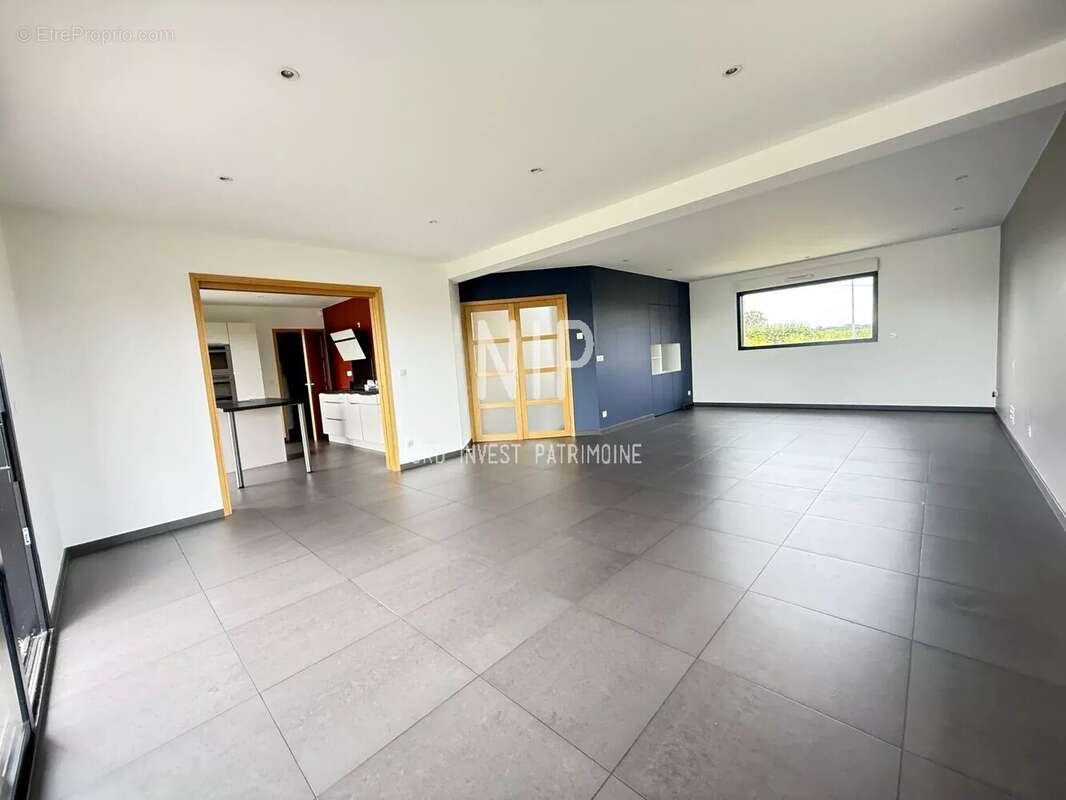 Maison contemporaine 4 chambres sur 1115 m2 - photo 3
