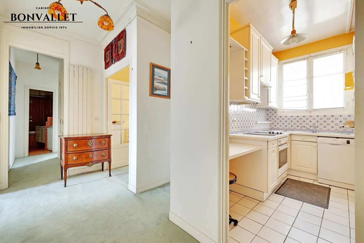 Appartement à PARIS-15E