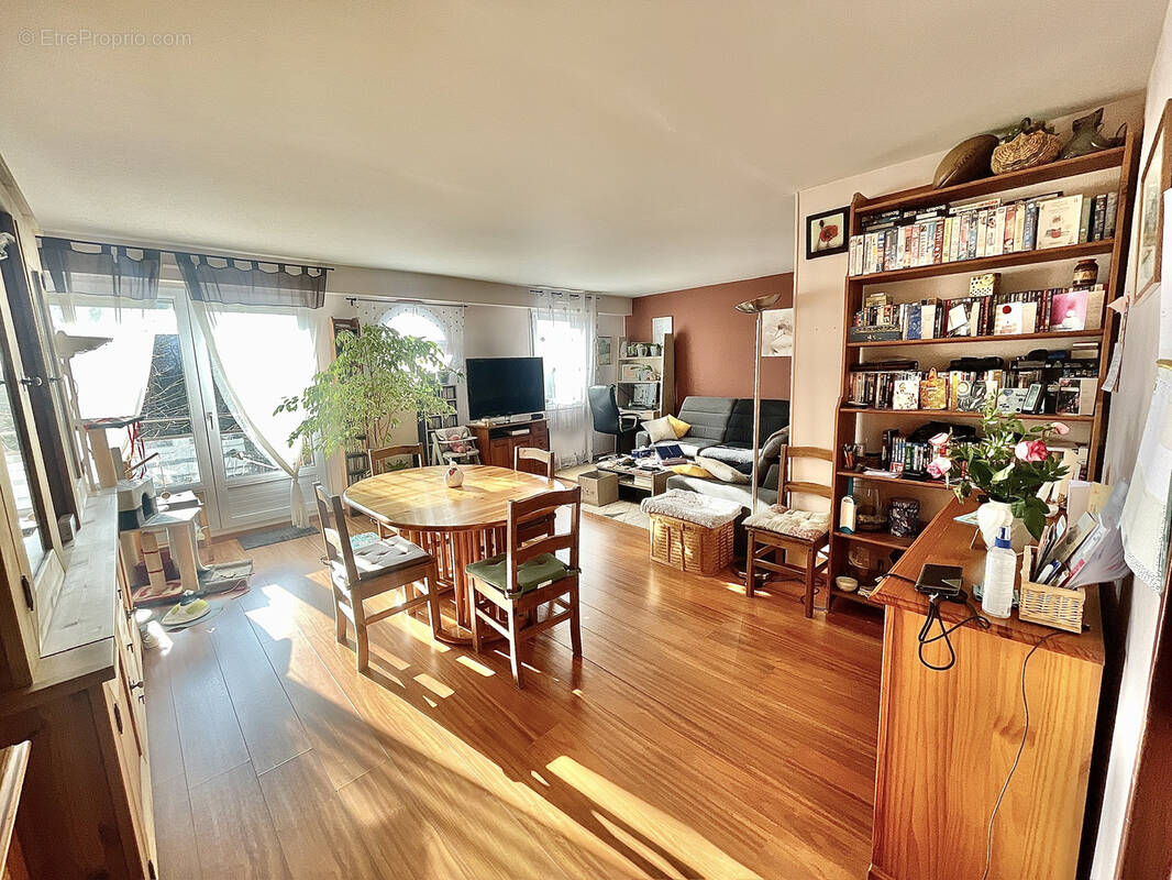 Appartement à BOISSY-SAINT-LEGER