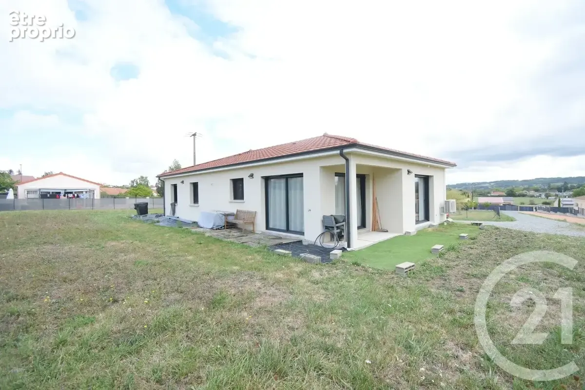 Maison 4 pièces 114 m² à vendre à Saint-Remy-En-Rollat (03110) - photo 10