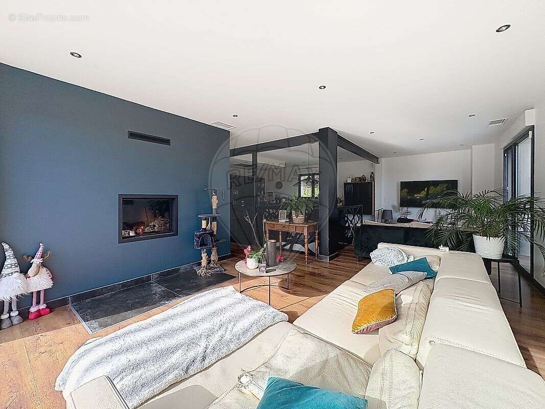 Maison à BOISSET-ET-GAUJAC