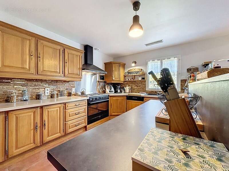 Maison à USCLAS-DU-BOSC