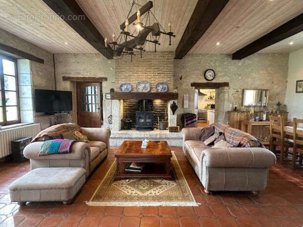 séjour....... - Maison à FLEURANCE