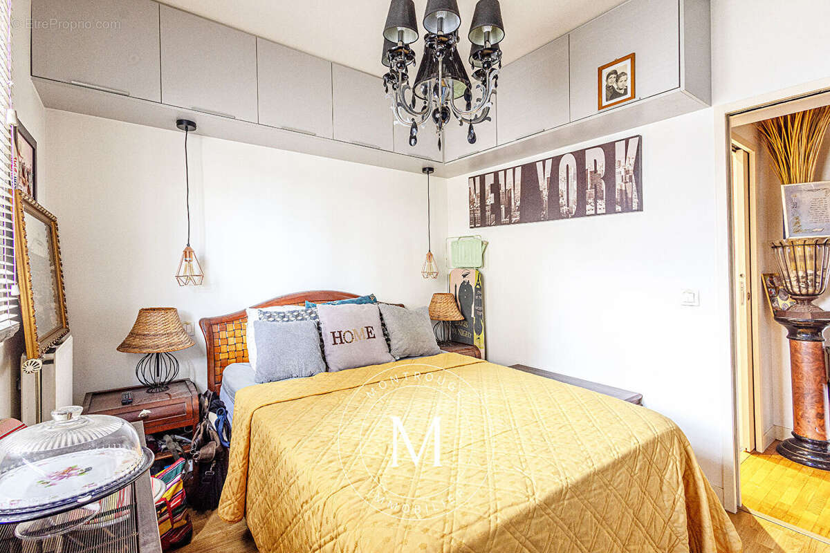 Appartement à LA GARENNE-COLOMBES