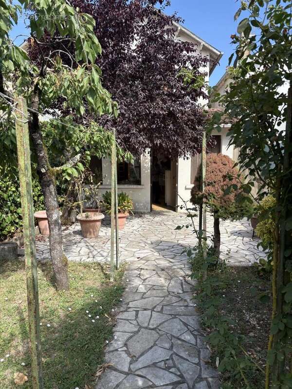 Maison 95 m² à Niort  - photo 8