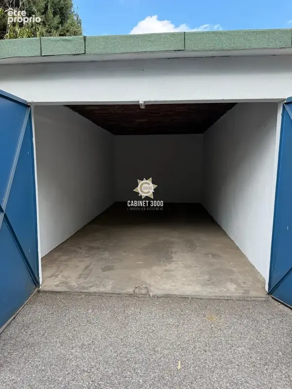 Photo Parking à Toulon au prix de 26 000€