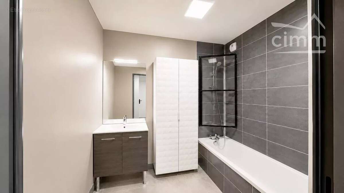 Appartement à VAULX-EN-VELIN