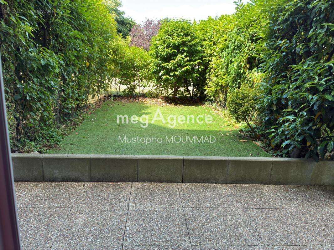 À saisir appartement t2 avec terrasse et jardin - photo 2