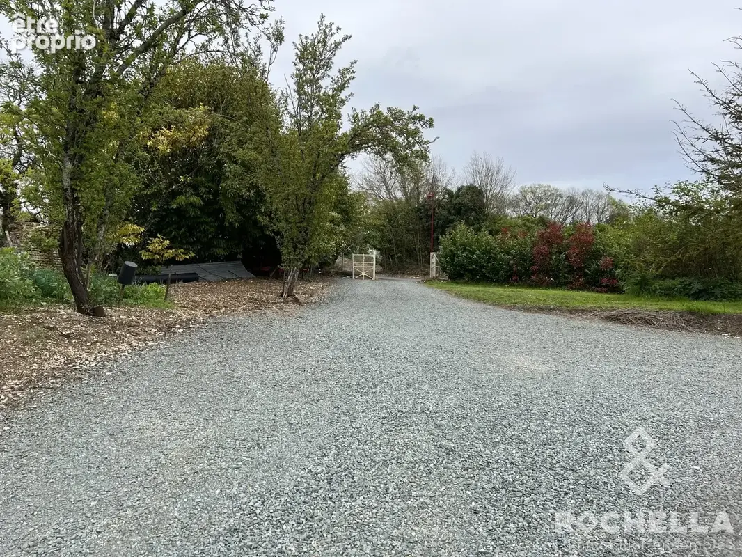 Maison 169 m² à Gourvillette  - photo 3