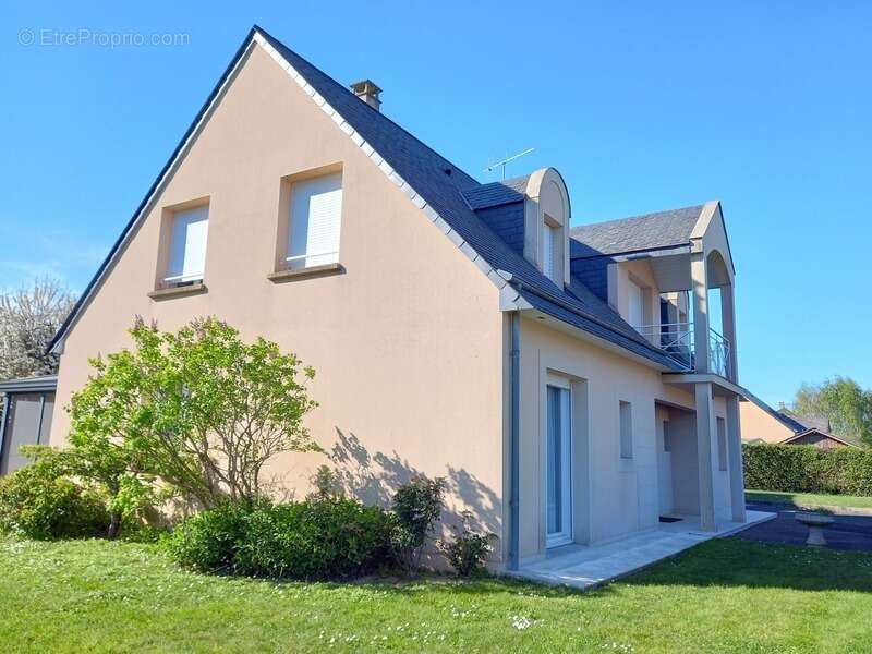 Maison à BONCHAMP-LES-LAVAL