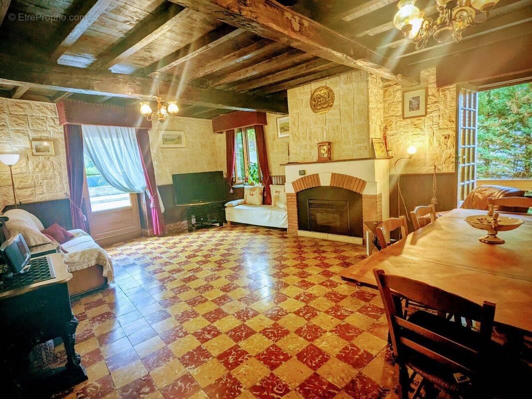 Maison à ARTIGAT