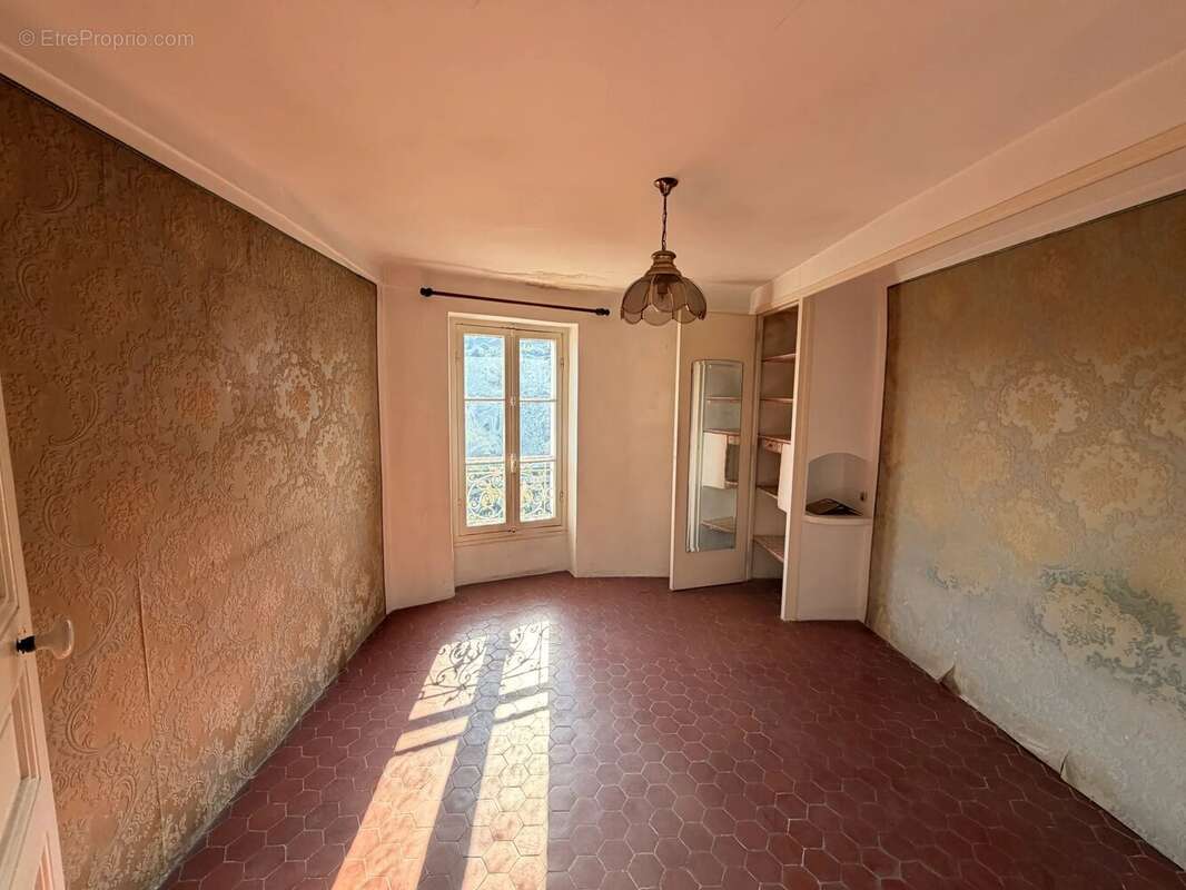 Tourrettes-sur-loup village - photo 7