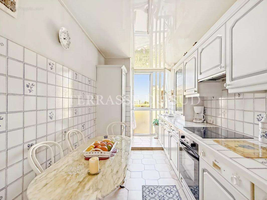 Appartement à MARSEILLE-10E