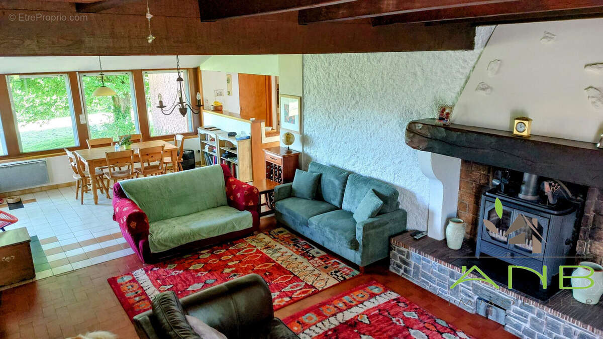 Maison à ECURAS