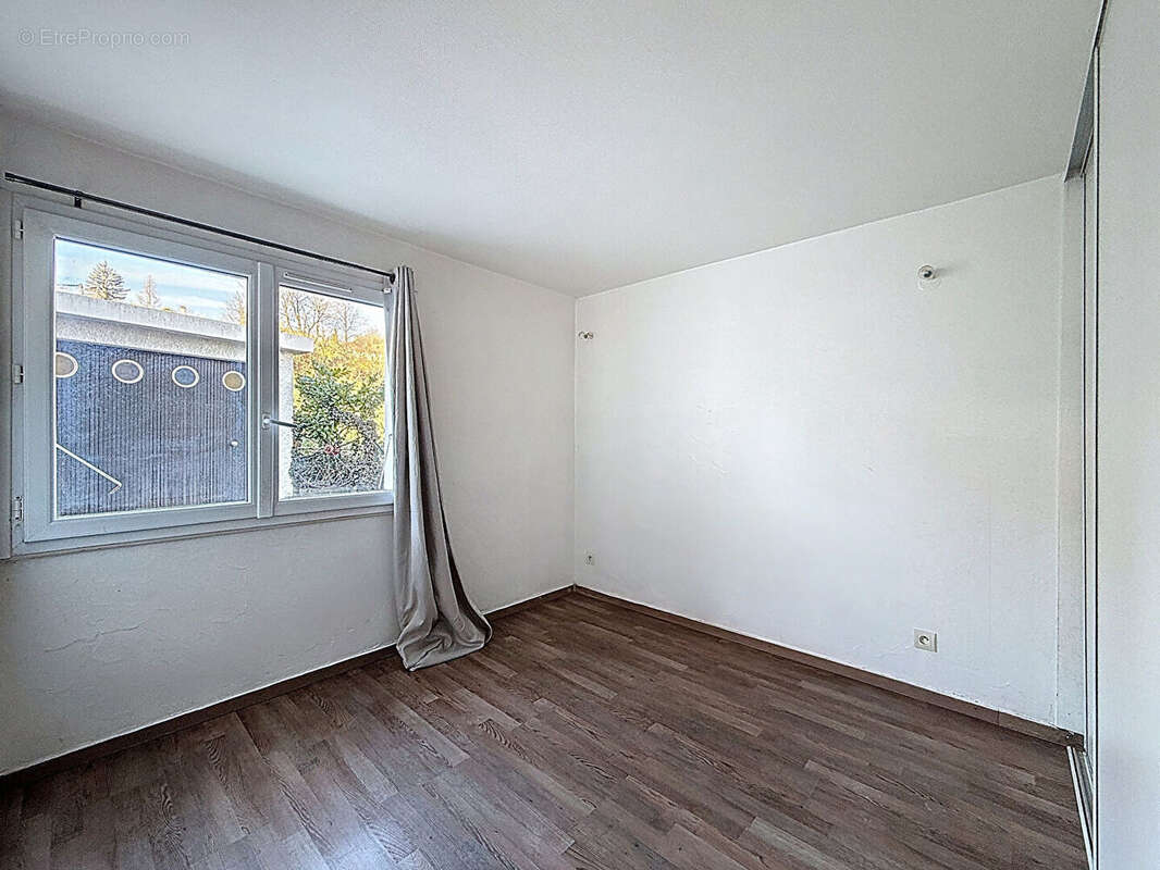 Appartement à POISY