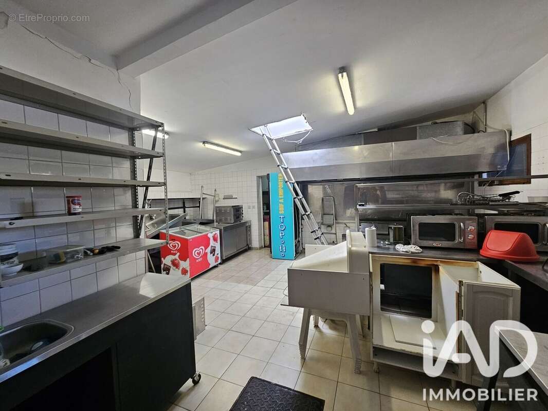 Commerce 300 m² à Savines-Le-Lac  - photo 9