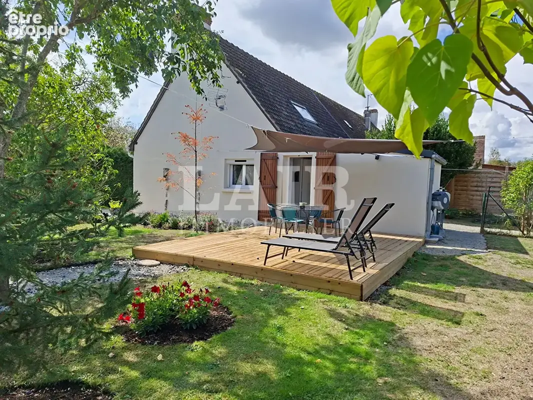 Maison à LE MELE-SUR-SARTHE