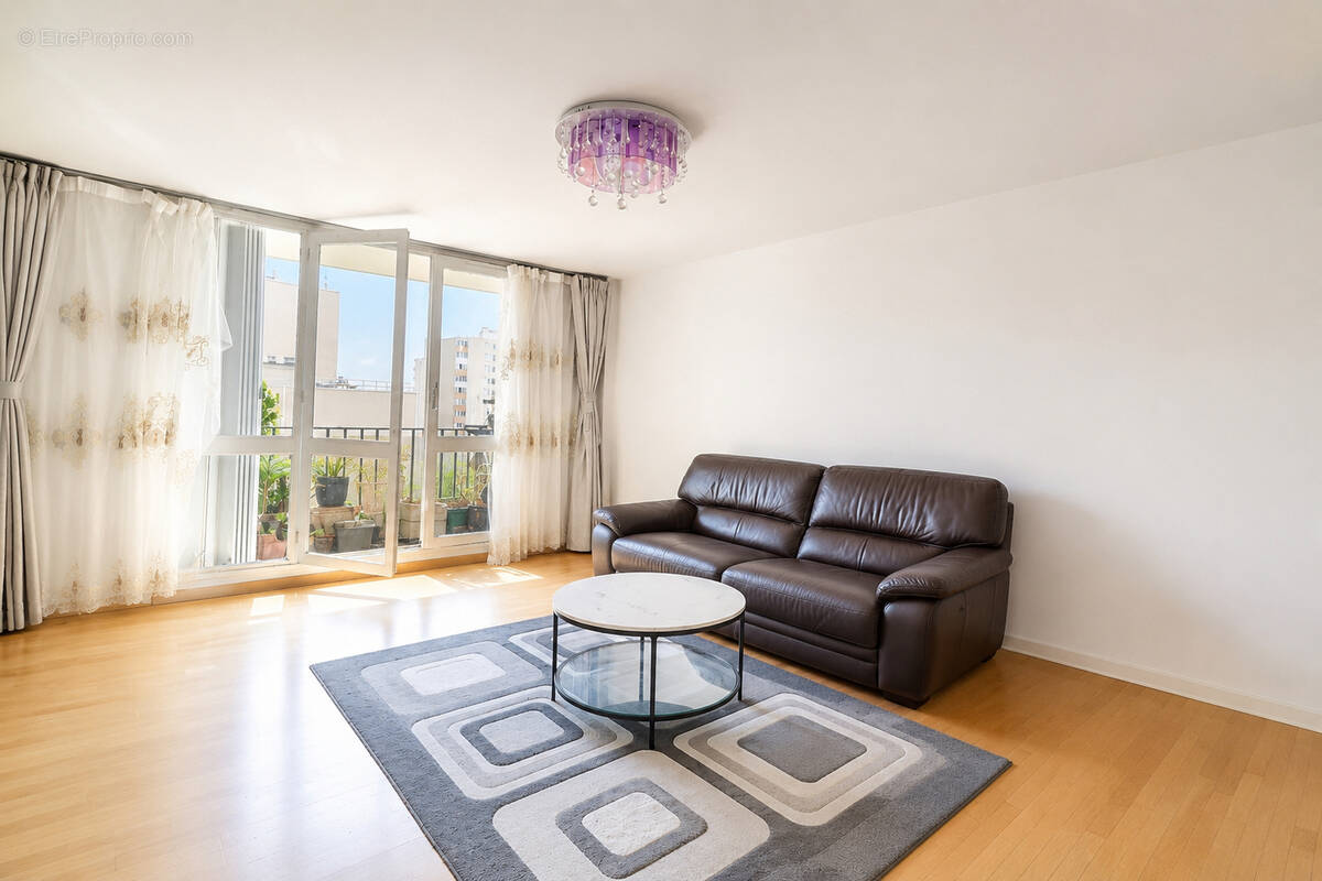 Appartement à SAINT-DENIS