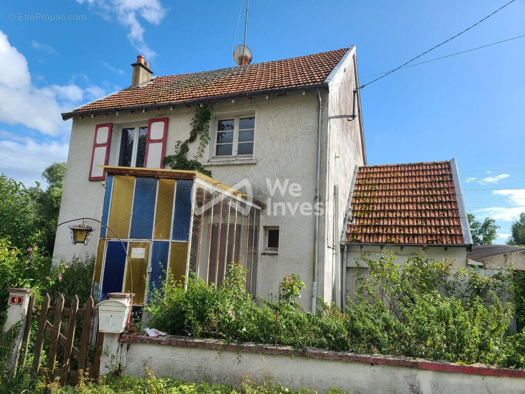 Maison à LINAY