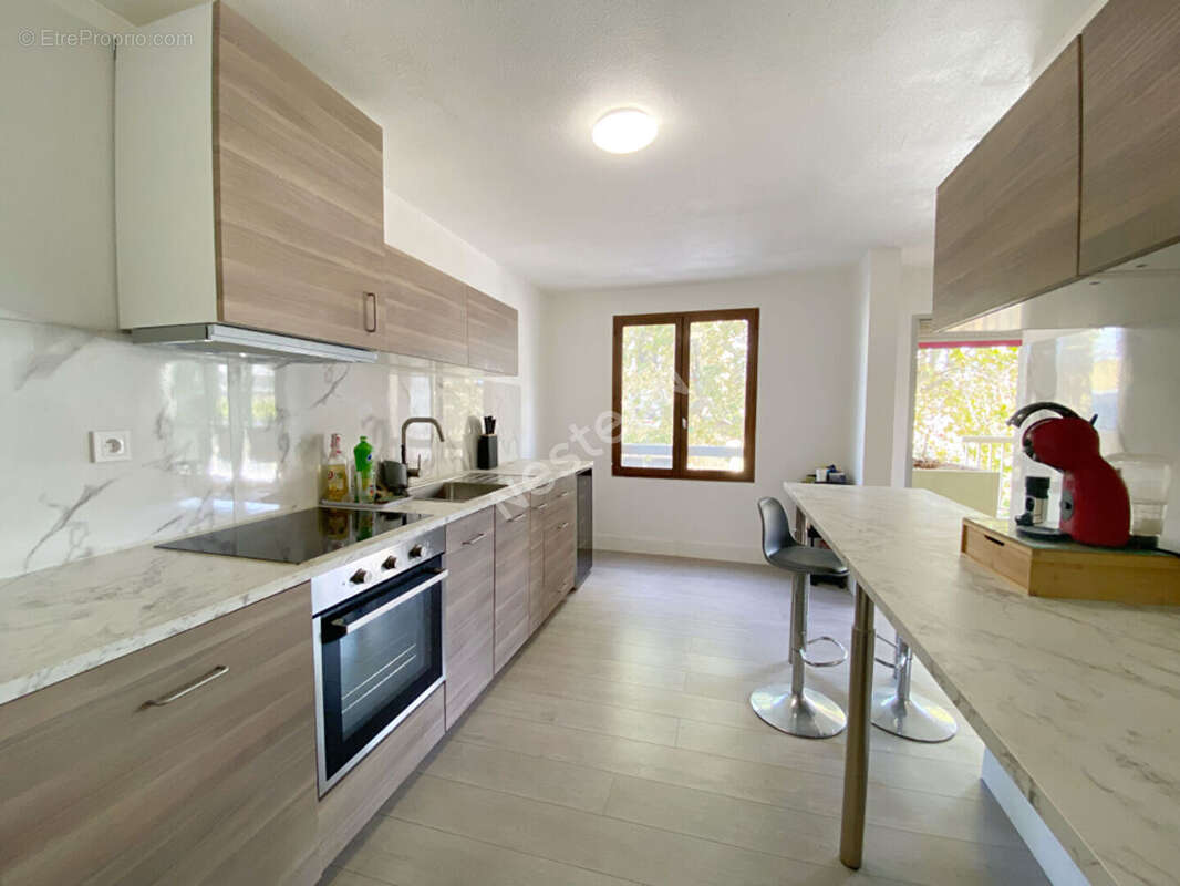 Appartement à HYERES
