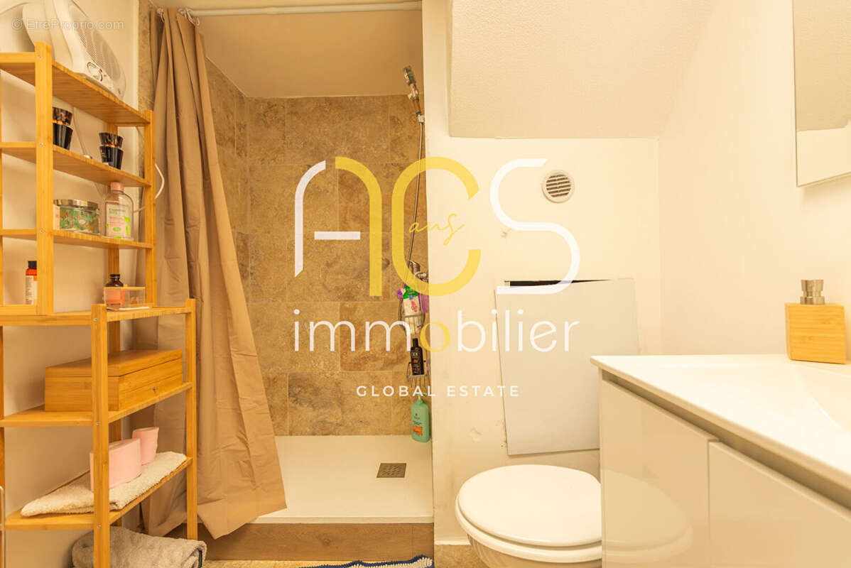 Maison Chateauneuf Les Martigues 5 pièce(s) 170 m2 + dépendances + piscine - photo 8