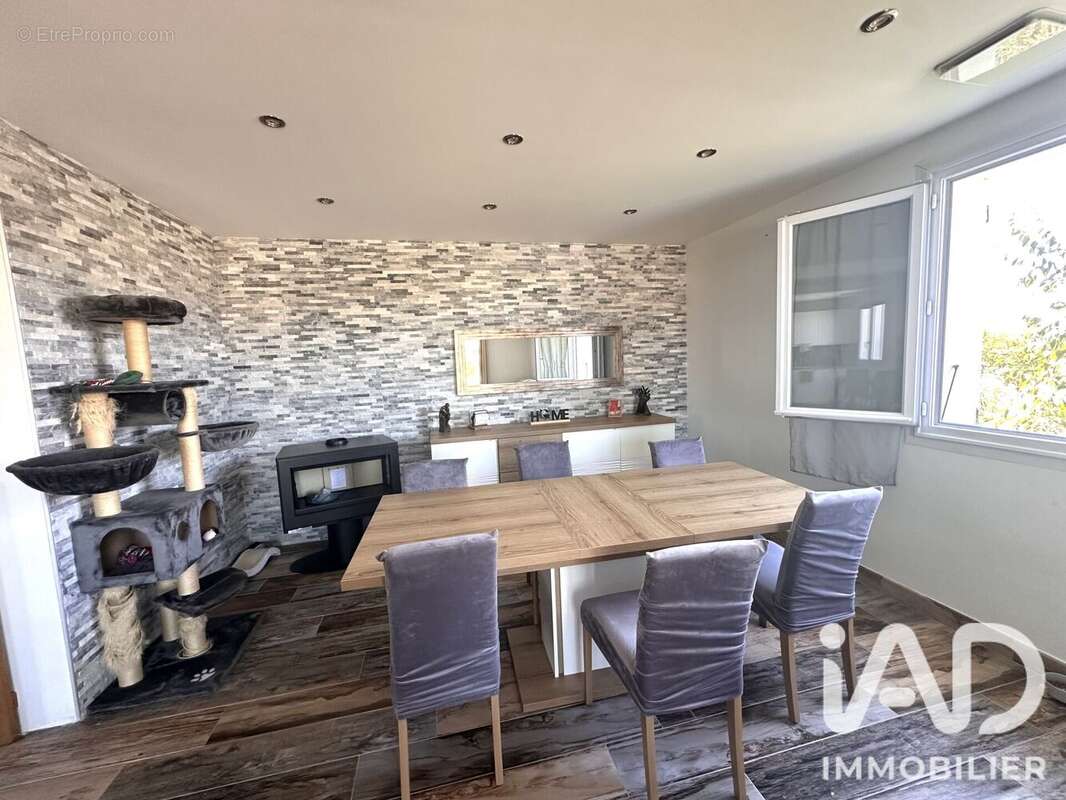 Maison 147 m² à Rodilhan  - photo 2