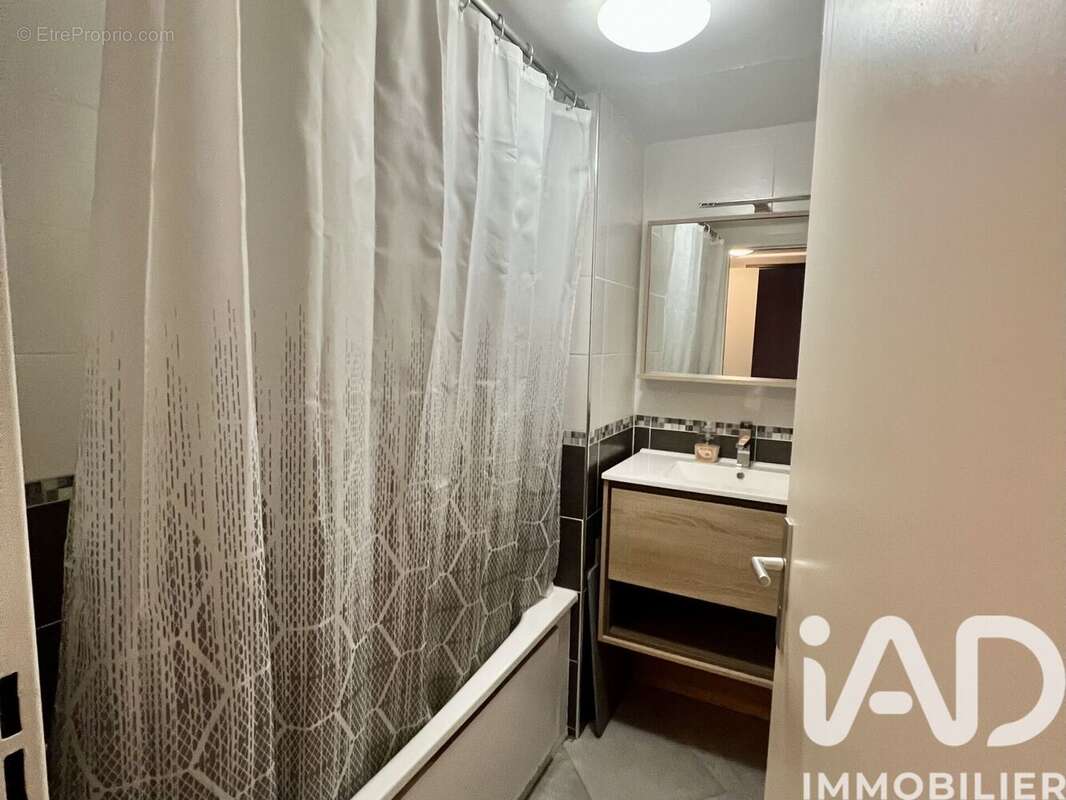 Photo 8 - Appartement à DAMMARIE-LES-LYS