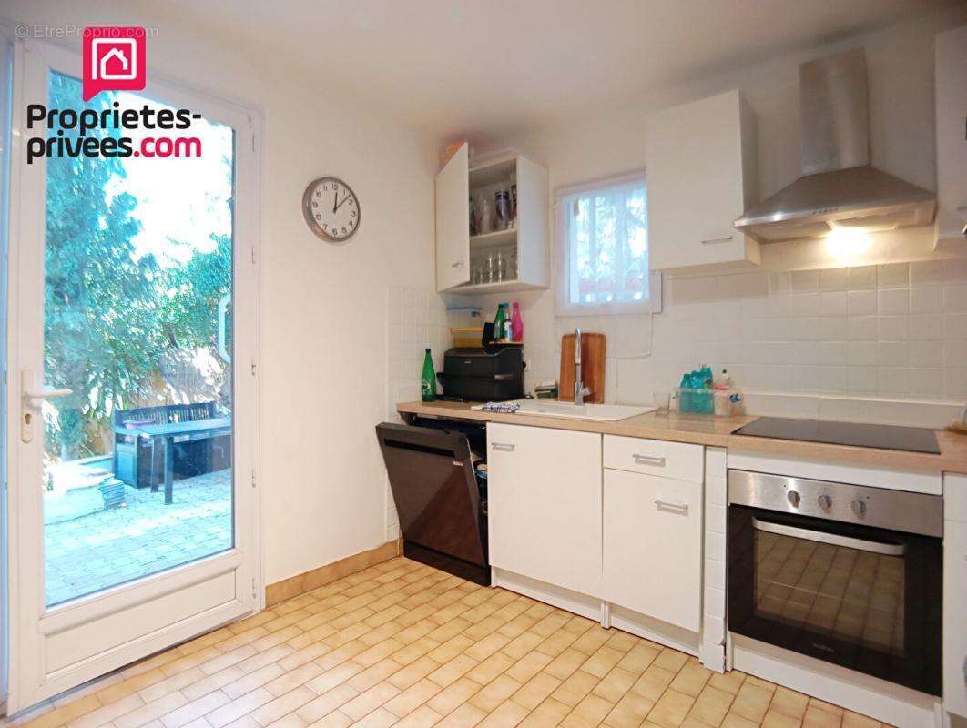 Appartement à MARSEILLE-9E