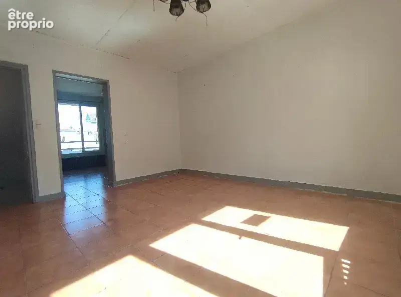 Appartement 6 pièces 102 m² à vendre à Creil (60100) - photo 3