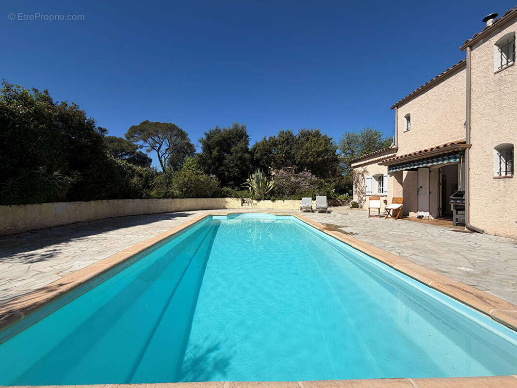 Maison à SAINT-RAPHAEL