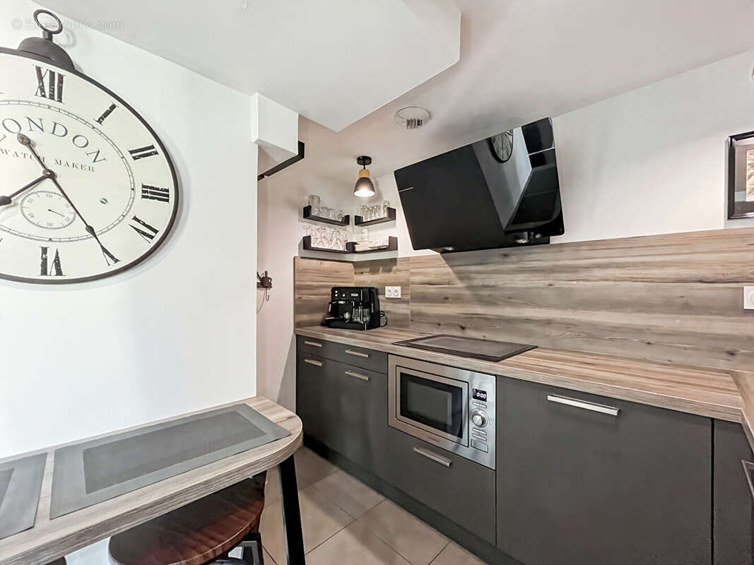 Appartement à CARRY-LE-ROUET