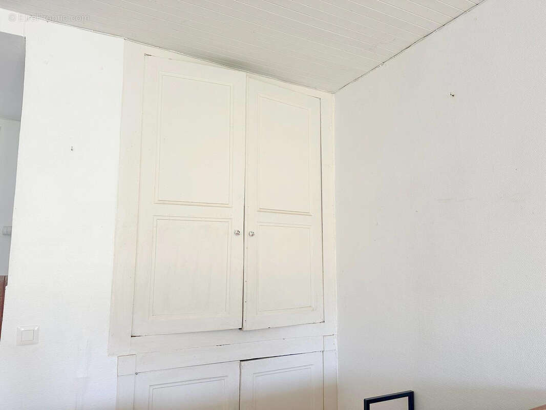 Maison à LIVINHAC-LE-HAUT